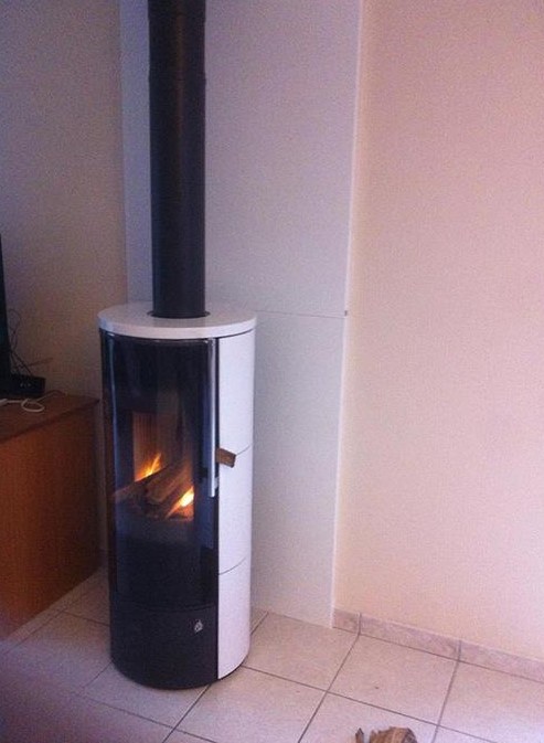 Installation d’un poêle a bois ROMOTOP IRUN