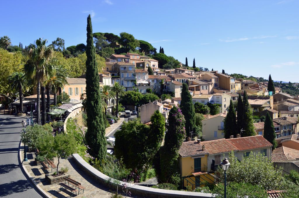 Poele a bois BORMES-LES-MIMOSAS